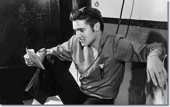 book_elvis_presleys_memphis_display_2