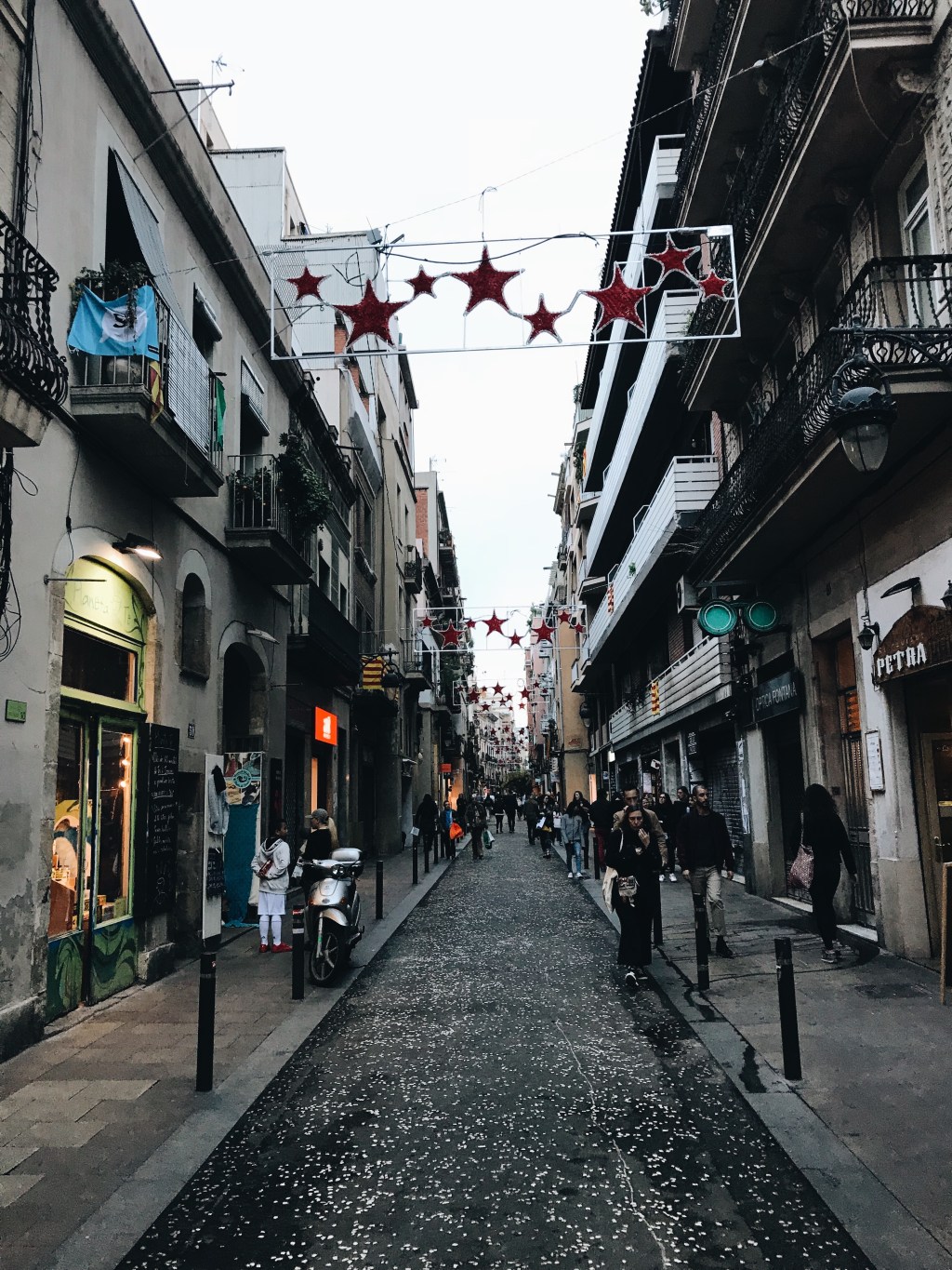 Brända pepparkakor och&nbsp;juleljus